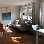 Apartman Sky & Homes Meeresrauschen I Boxspringbett, Strandnah, Direkt Am Leuchtturm, Eigener Eingang *