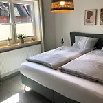Apartman Sky & Homes Meeresrauschen I Boxspringbett, Strandnah, Direkt Am Leuchtturm, Eigener Eingang